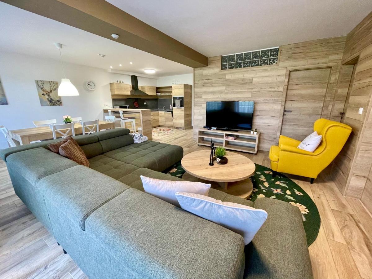 Mj Apartments Panorama โดโนวาลี ภายนอก รูปภาพ